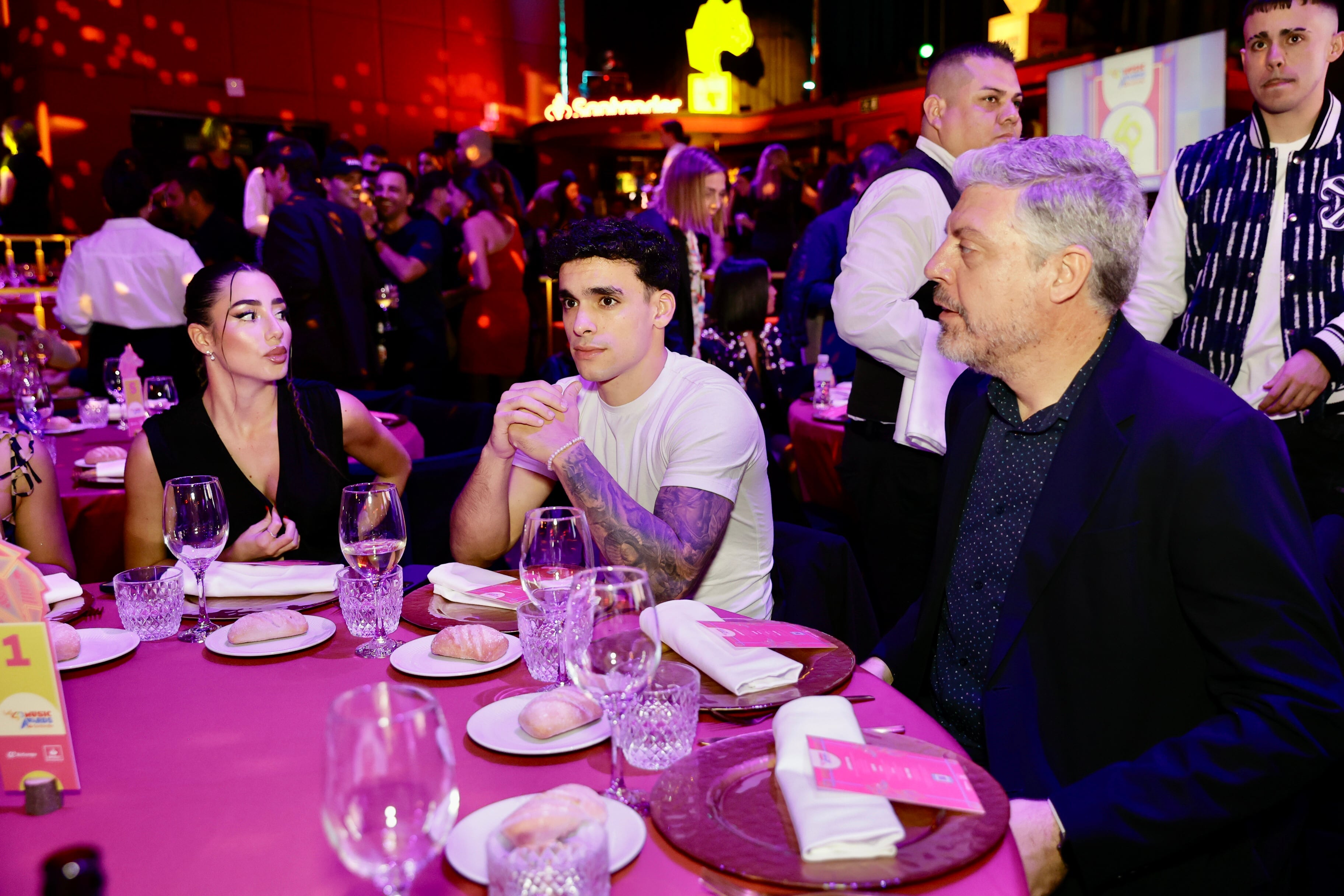 Lola Lolita e iBelky en la cena de nominados de LOS40 Music Awards Santander 2023 / Foto: Jorge París y Elena Buenavista