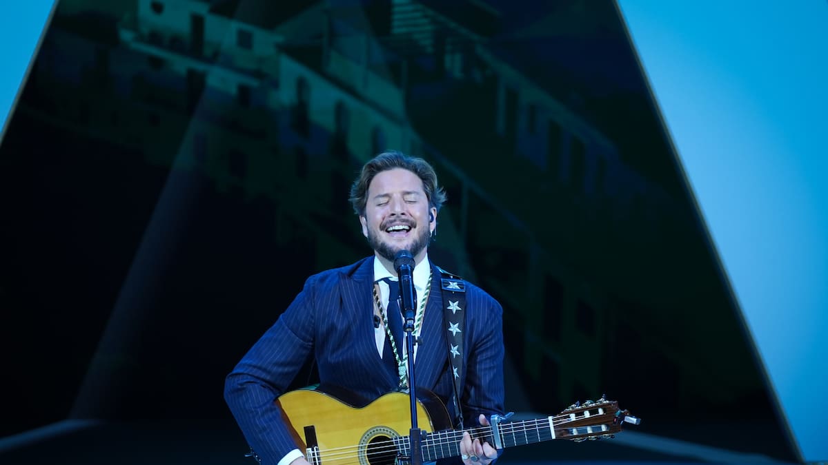 Manuel Carrasco lanza “A la sombra de una higuera”: así suena su canción más personal