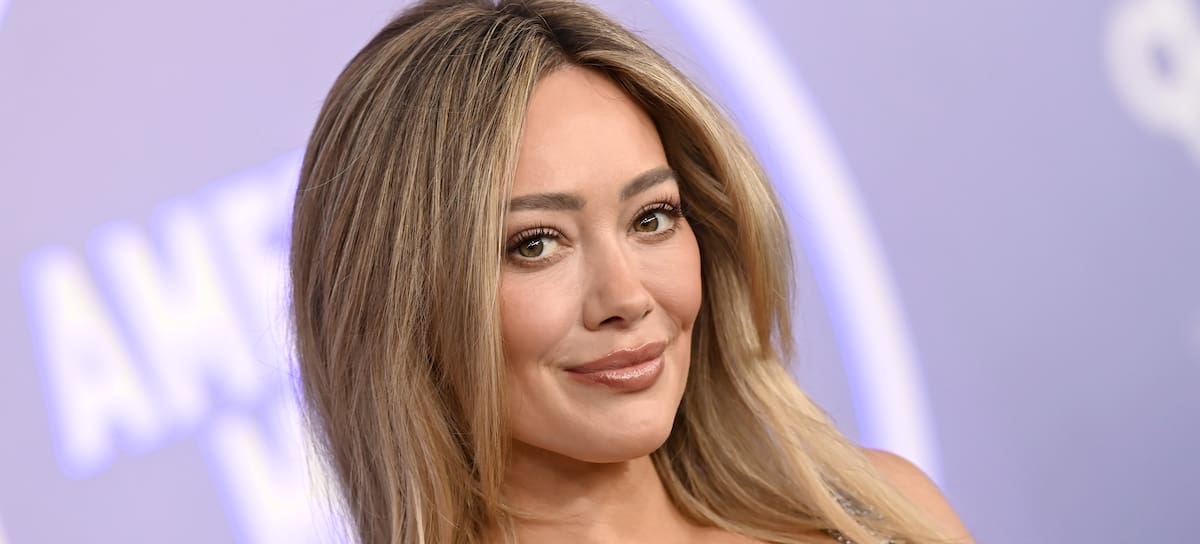 Hilary Duff en los American Music Awards 2026