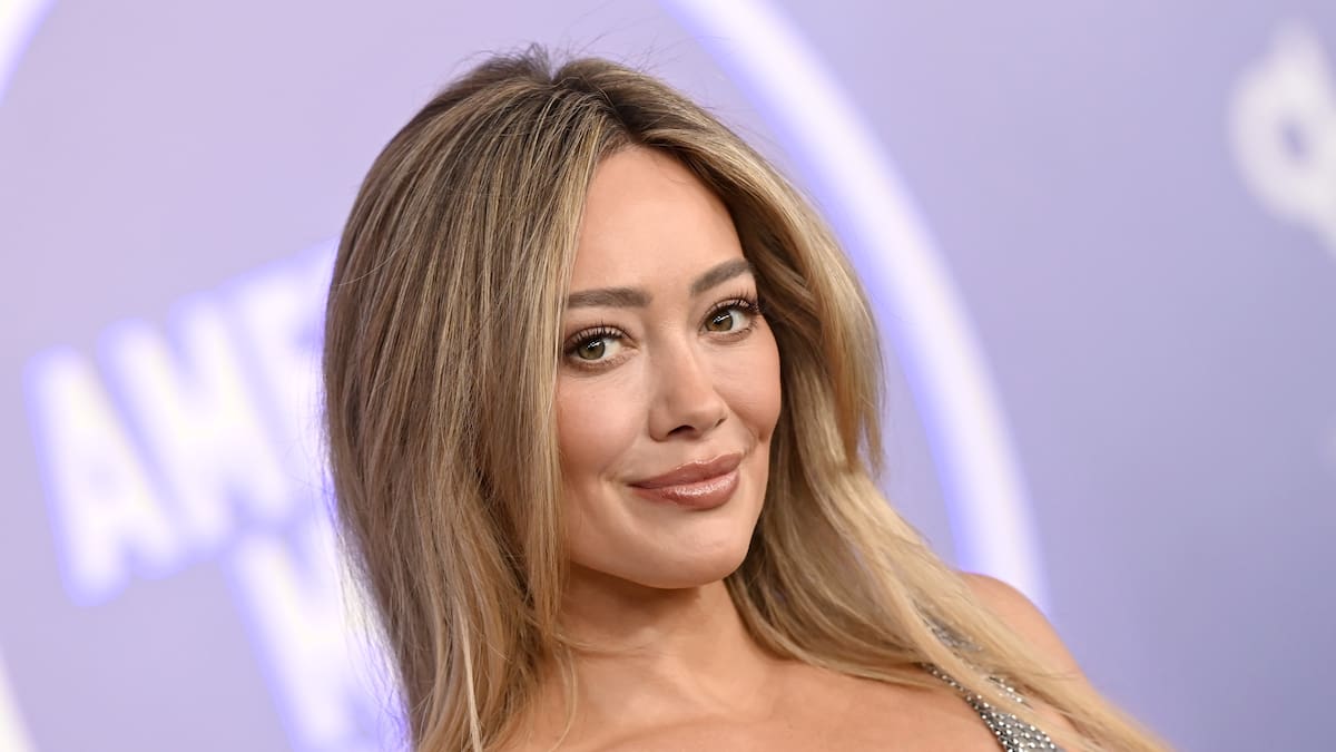 Hilary Duff homenajea a su exnovio Aaron Carter cuatro años después de su muerte