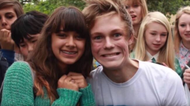 Ambar y Casper hace unos años, cuando ella era su fan