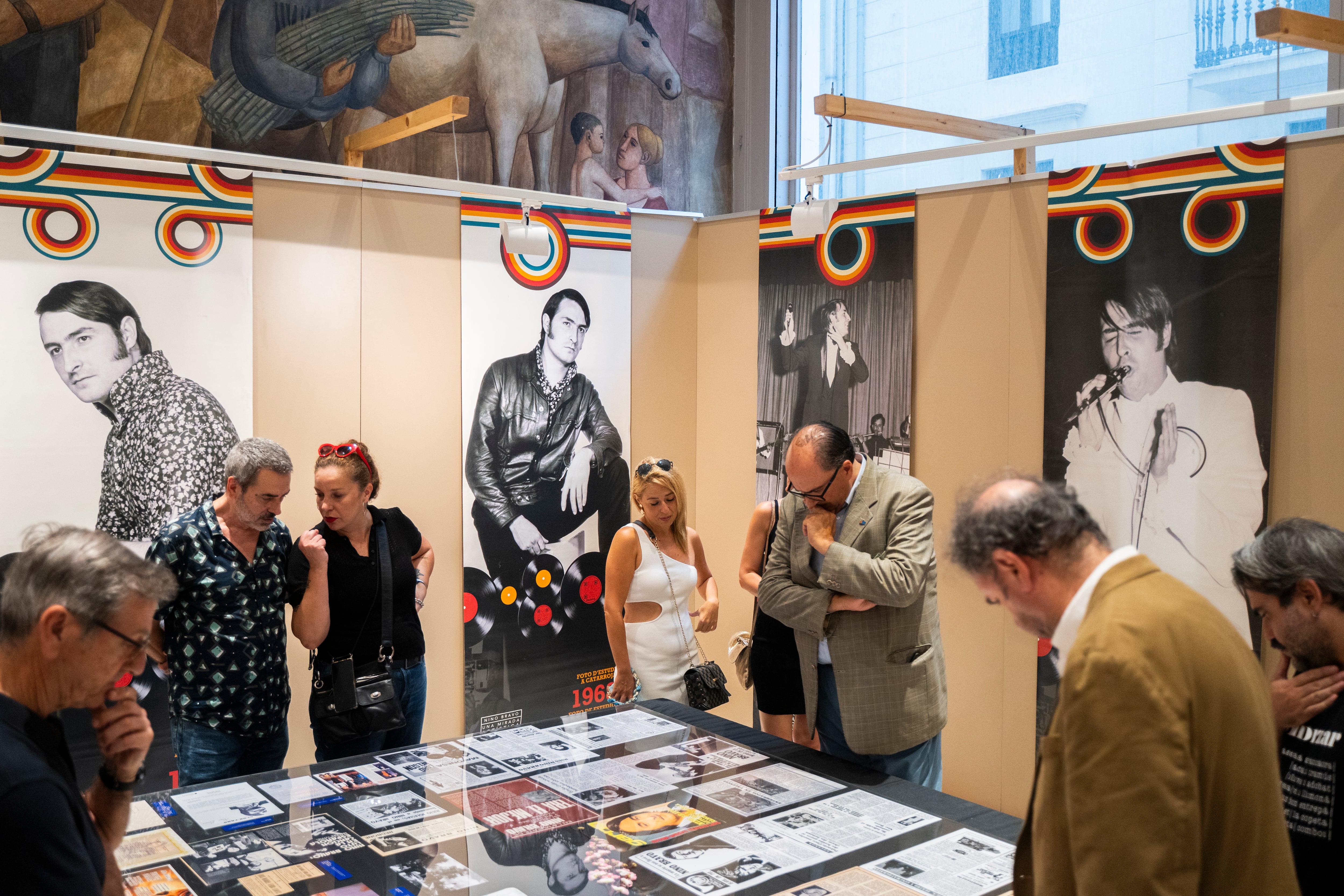 El Ateneo Mercantil de Valencia acoge, del 28 de agosto al 29 de octubre, la muestra &#039;Nino Bravo, la exposición&#039;.