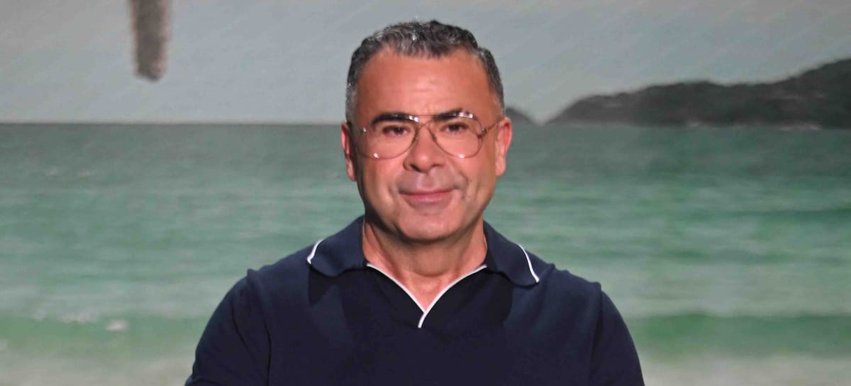 Jorge Javier Vázquez en las fotos promocionales de Supervivientes.