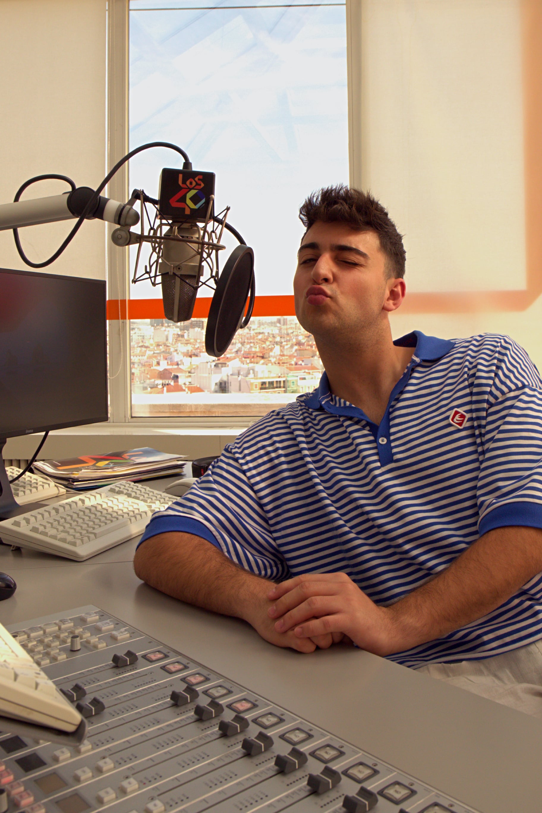 Juanjo Bona en el estudio de LOS40