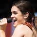 Amaia y Samantha Hudson hacen vibrar La Riviera con La canción que no quiero cantarte