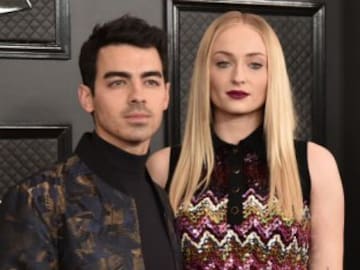 Sophie Turner comparte sus fotos de embarazada