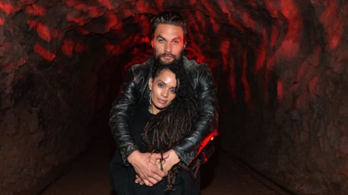 Quédate con quien te mire como Jason Momoa mira a Lisa Bonet