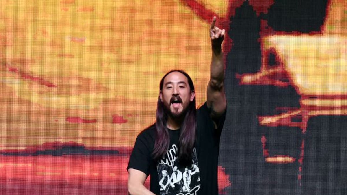 ¡Flipa con el cartel del Unite with Tomorrowland!