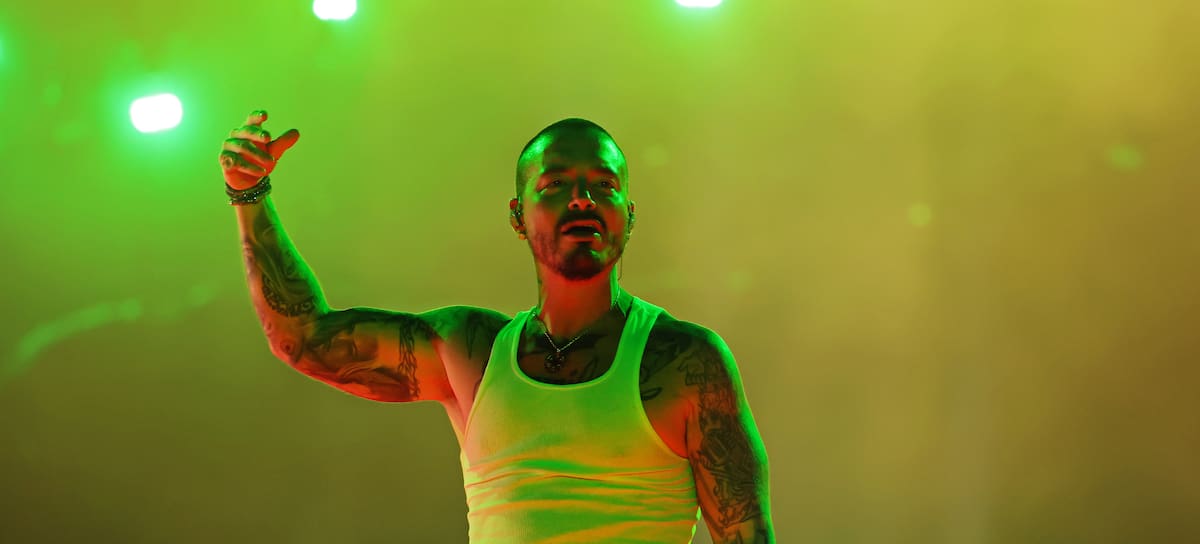 J Balvin en Coachella 2026 como invitado de Karol G.