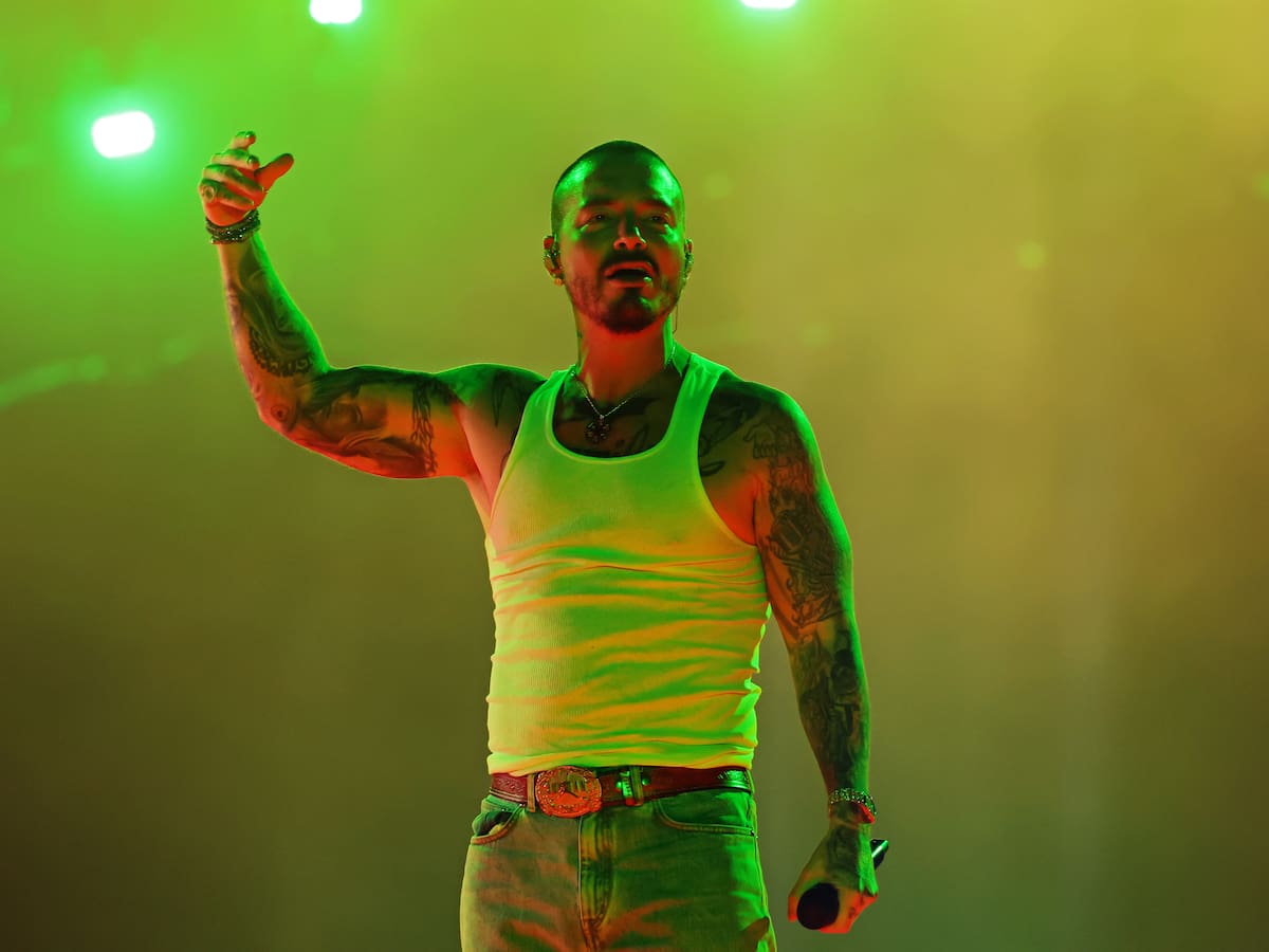 J Balvin sorprende con ‘Melo’ junto a Ryan Castro donde homenajea a su banda favorita de siempre (que no habríamos imaginado)