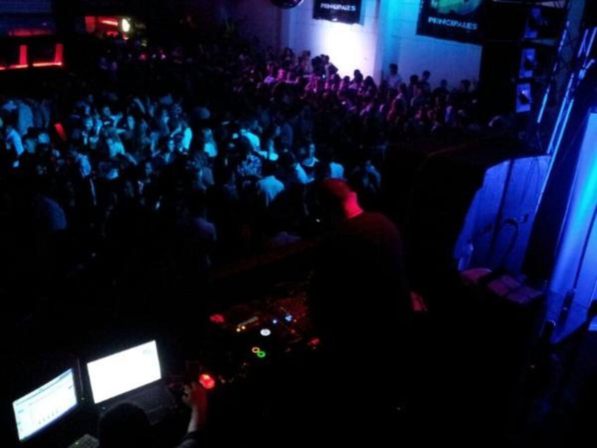 Tainy Loops en The Roxy - Pueblo Límite