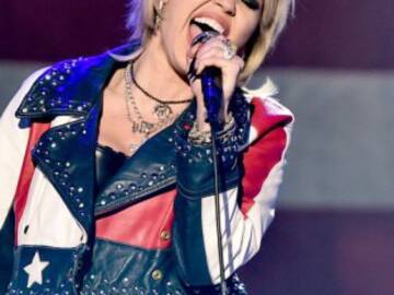 Miley Cyrus convierte su primer concierto en un año en el videoclip de Angels like you, mira la letra