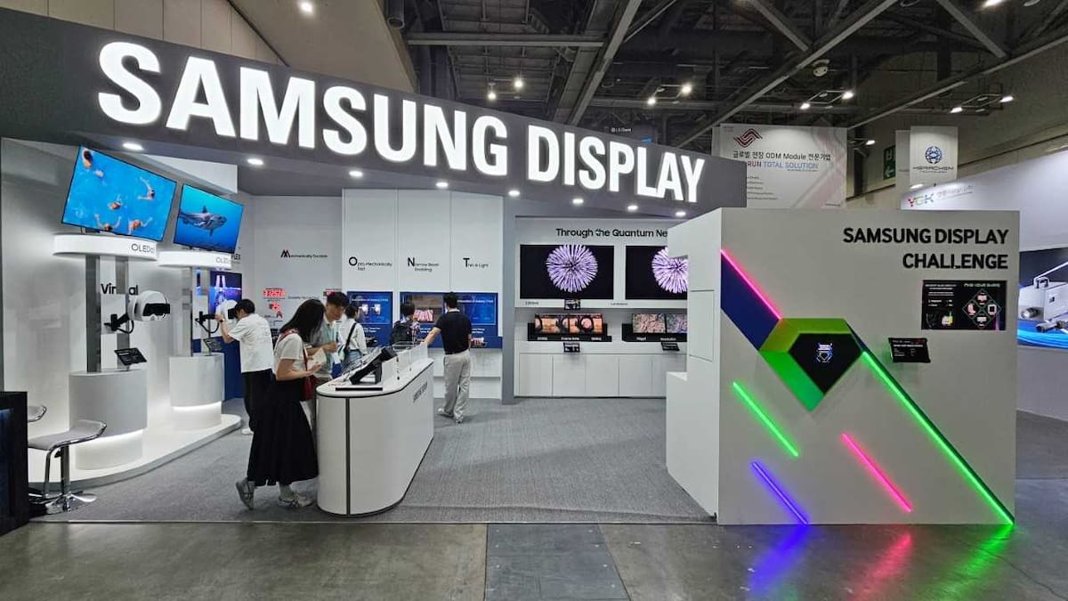 Samsung presenta la primera pantalla OLED del mundo a 300Hz para portátiles