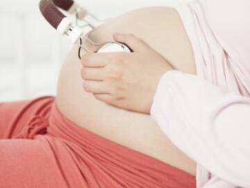 Música y bebés durante el embarazo: beneficios y precauciones