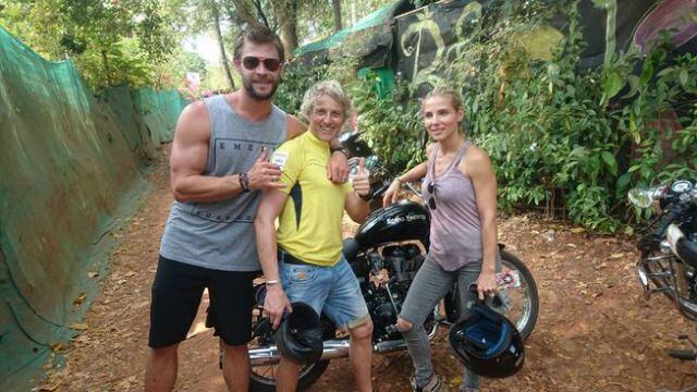 Chris Hemsworth y Elsa Pataky se fueron de viaje con Jesús Calleja