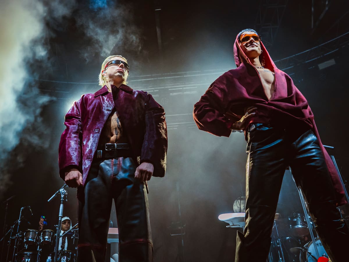 Ca7riel y Paco Amoroso: De la era healthy y el sexo cero a la sorpresa entre el público de una artista española que se confesaba su fan