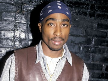 Esto ha dicho la prensa internacional de la primera biografía autorizada de Tupac Shakur que ahora llega a España