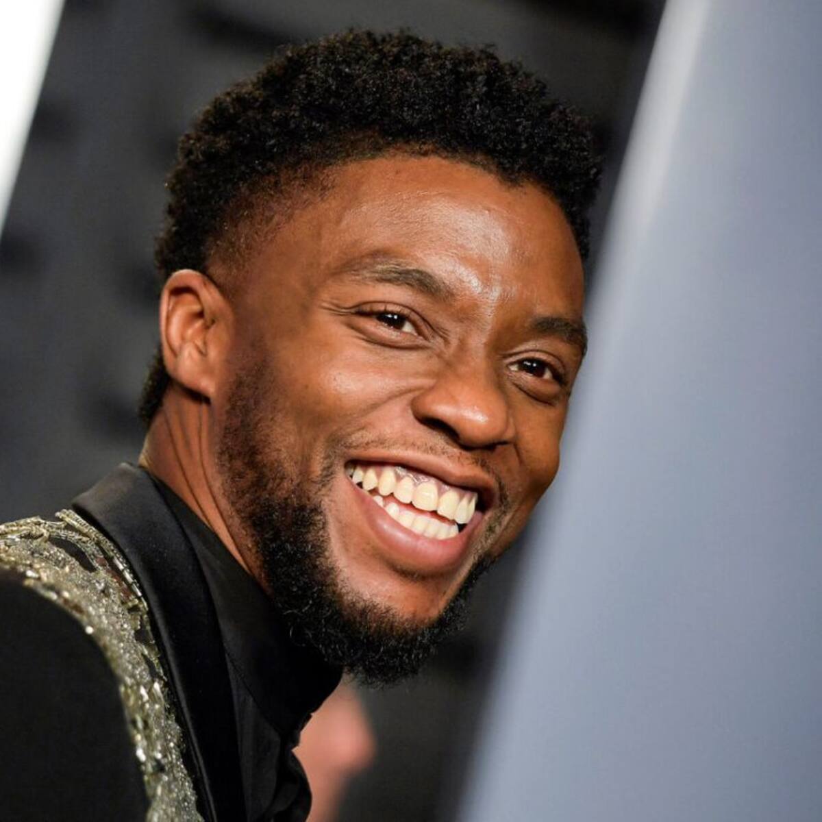 NETFLIX CREA BECA EN HONOR A “CHADWICK BOSEMAN”.
