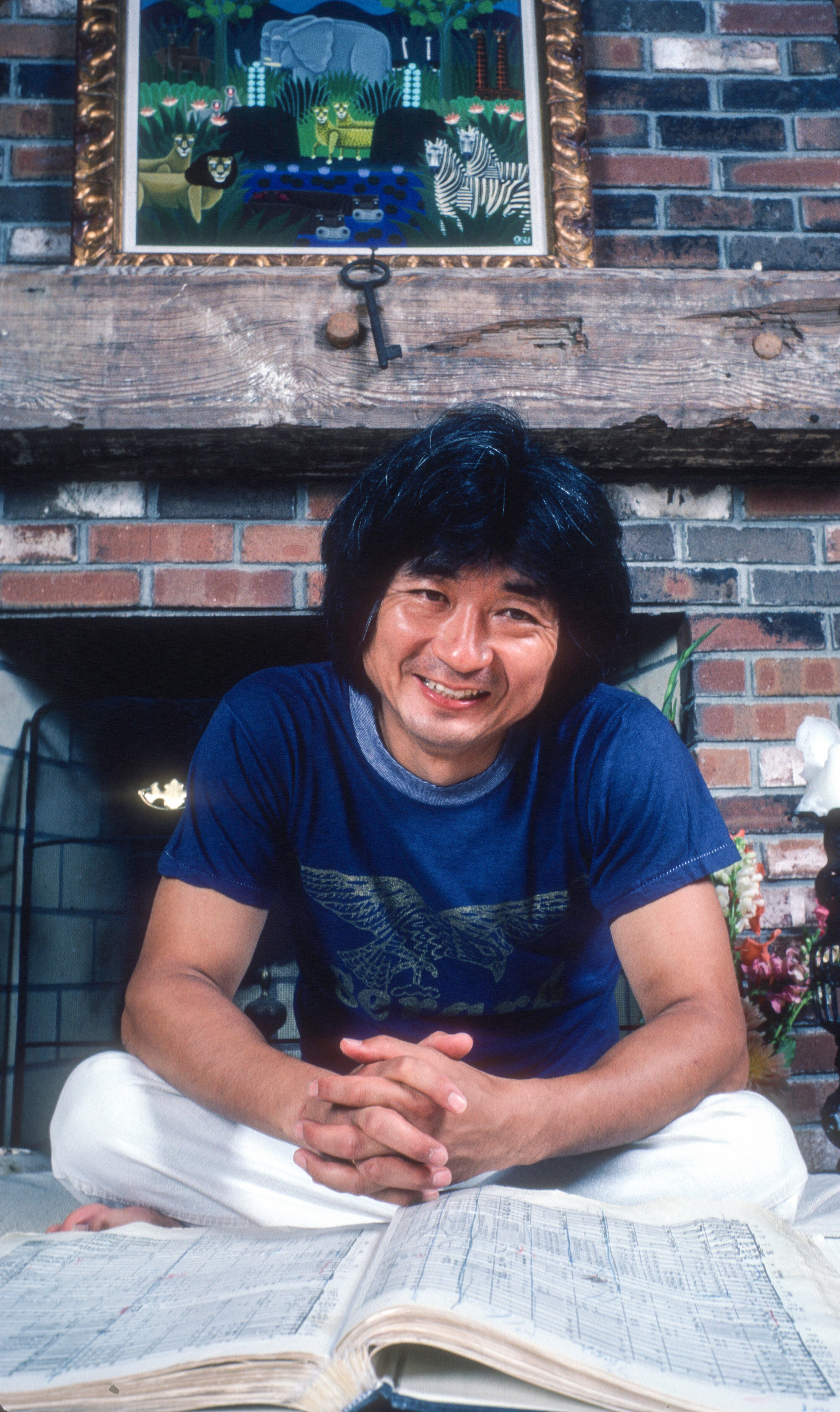 El director de orquesta japonés Seiji Ozawa en 1981.