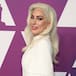 Lady Gaga pone en pie a Nueva Orleans con 'Hold my hand' en su homenaje a Los Ángeles
