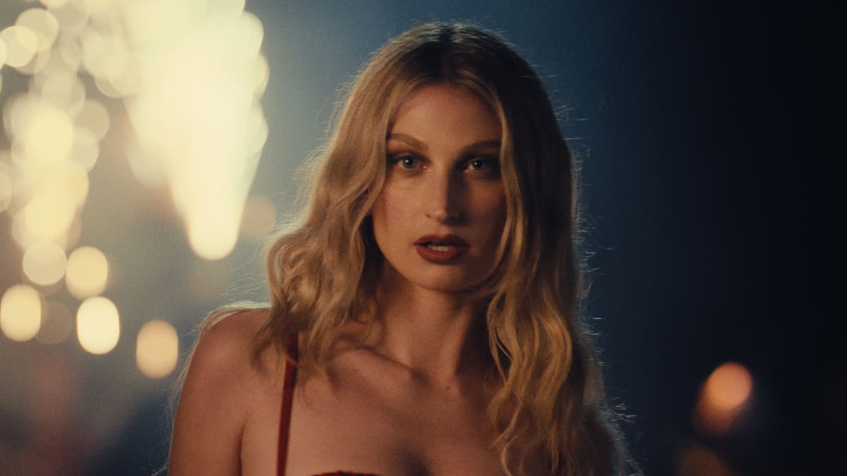 ¿A qué hora empieza el concierto de Julieta en Razzmatazz y cuál es el setlist de canciones?