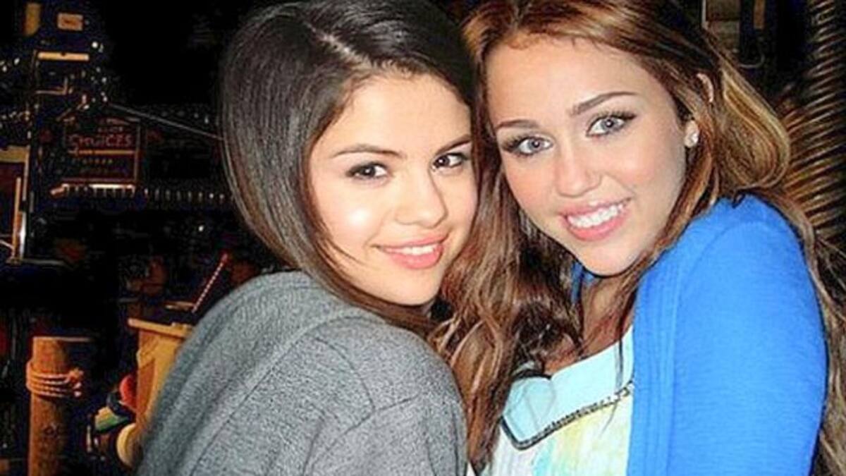 Selena Gómez y su versión de “Party in the USA” de Miley Cyrus