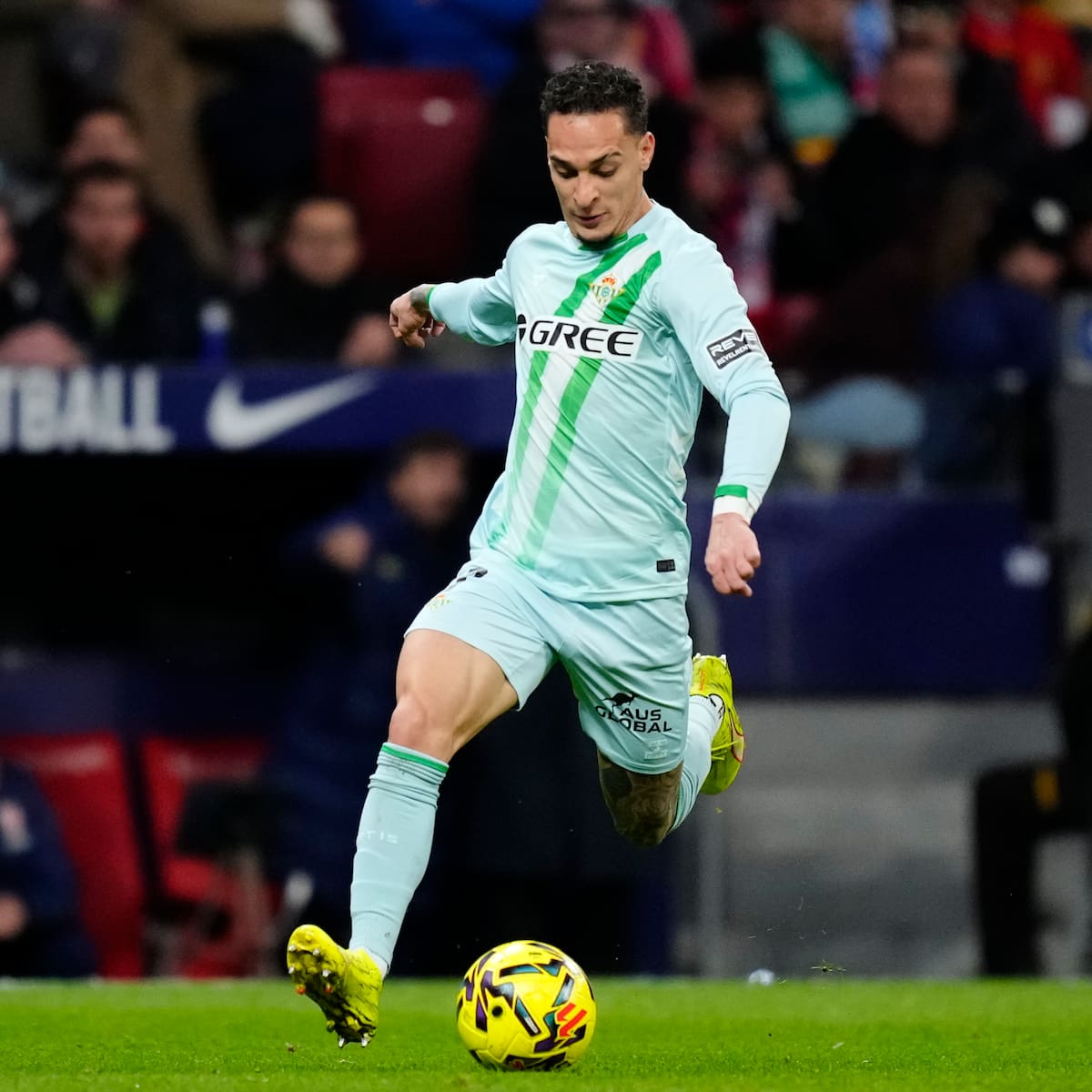 Mallorca - Betis: a qué hora es el partido de LaLiga y dónde verlo en tv y online