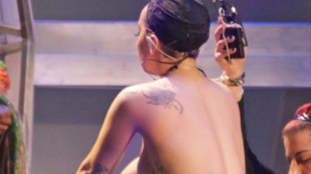 Lady Gaga en topless de nuevo
