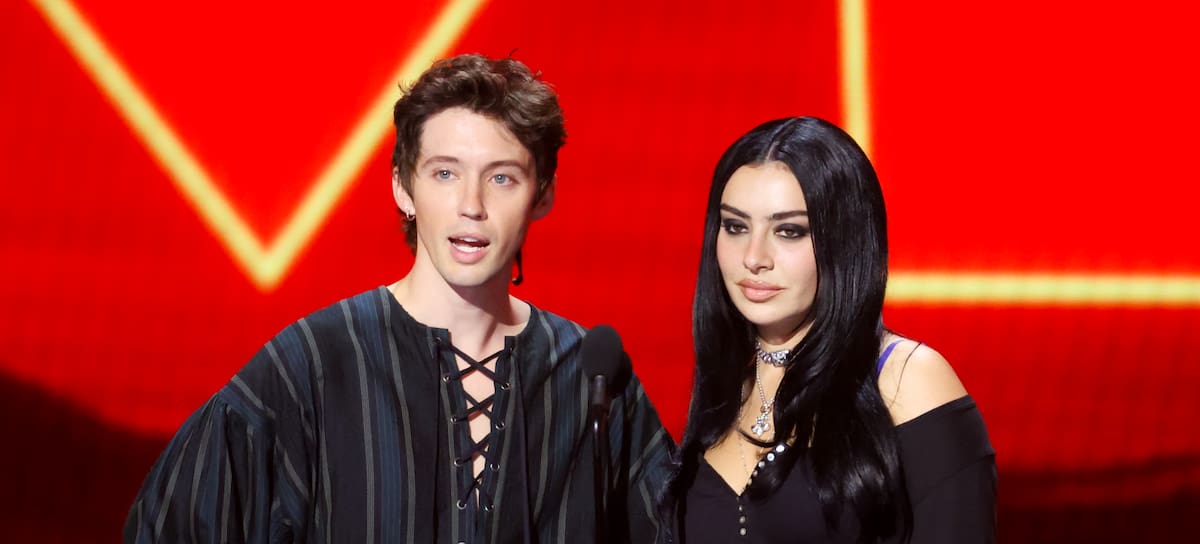 Troye Sivan y Charli xcx en los MTV Video Music Awards, septiembre de 2026.
