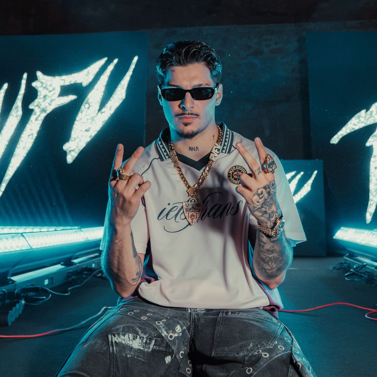 RVFV pone fecha y título a su nuevo disco: 'Éxitos España'