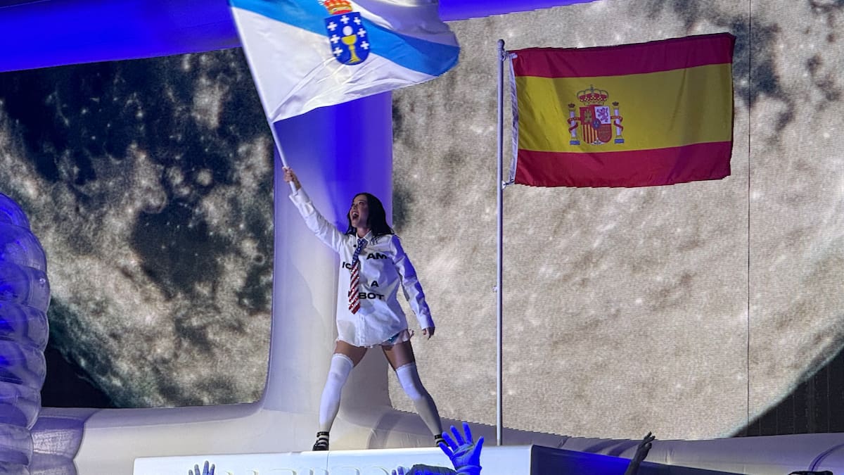Katy Perry te obliga a coger vacaciones en el arranque de su gira de festivales en O Son do Camiño