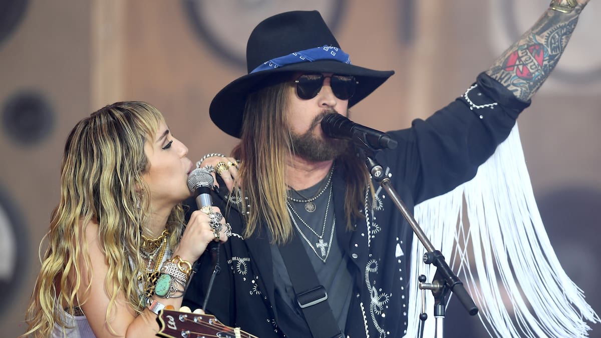 Billy Ray Cyrus: Lucha por su vida tras sepsis grave