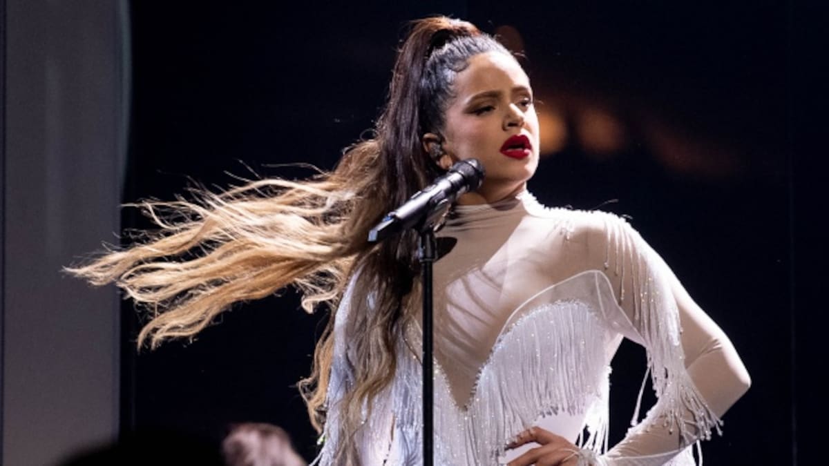 Rosalía estrena "Dolerme"