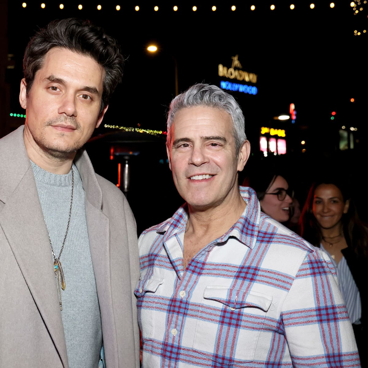 John Mayer escribe una carta de queja tras viralizarse una pregunta a Andy Cohen sobre su amor platónico hacia él