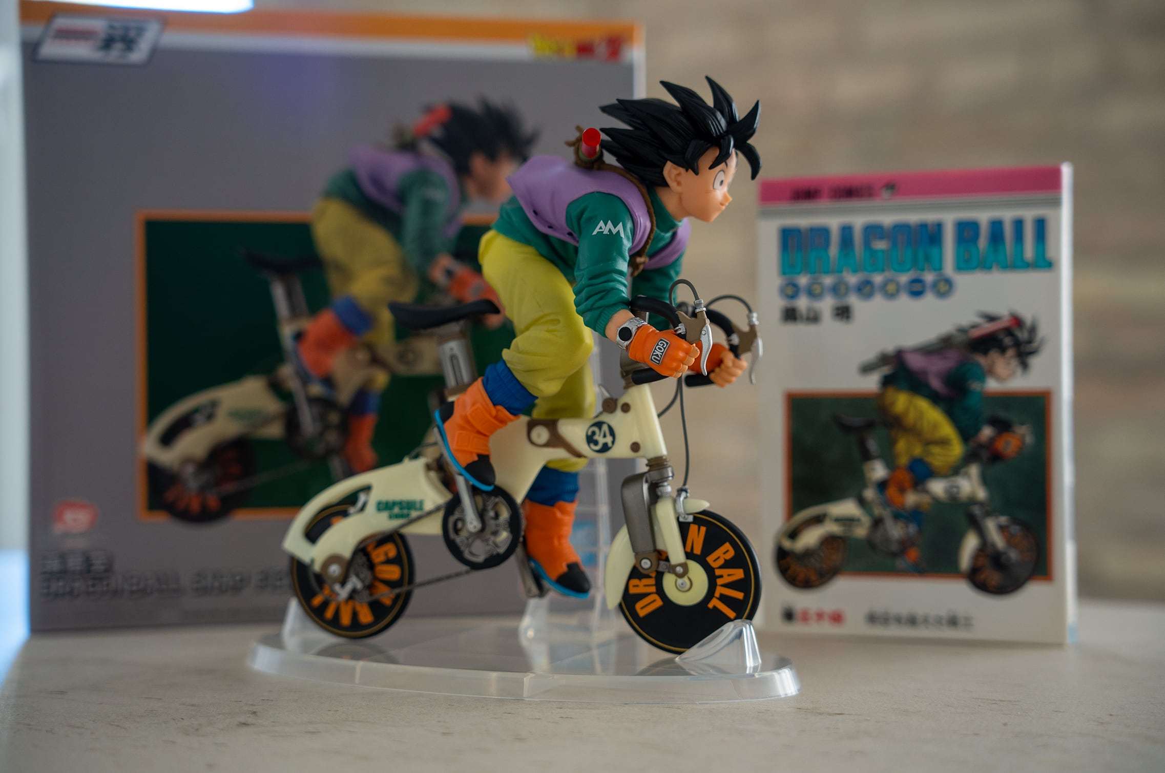 Figura Goku en bicicleta &#039;Snap Collection&#039; de Banpresto.