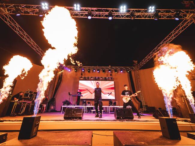 Jordi de OBK en pleno Concierto LOS40 Classic Pandorga 2024