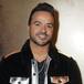 Luis Fonsi publica una tierna foto con su hijo Rocco: ¿Se parecen?