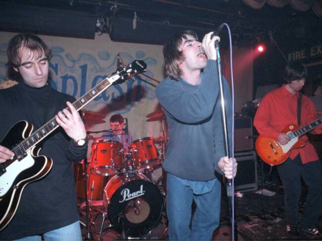 Paul Arthurs, Noel Gallagher y Liam Gallagher de Oasis
