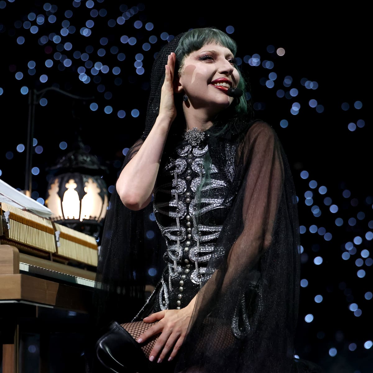 ¿Se retira Lady Gaga tras el Mayhem Ball Tour? Preguntamos a sus fans y estas son las teorías