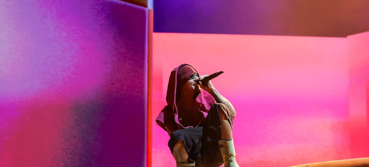 Justin Bieber actúa en el escenario principal durante el Coachella Valley Music and Arts Festival 2026 en el Empire Polo Club, el 18 de abril de 2026 en Indio, California.