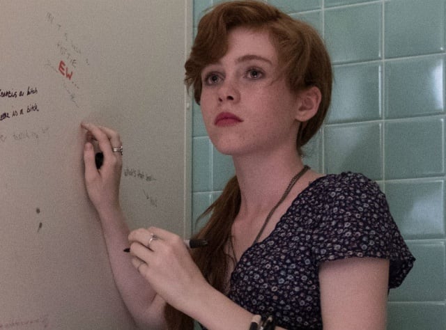 Esta es Beverly en It interpretada por Sophia Lillis / Warner Bros Pictures