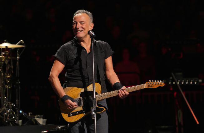 Springsteen arranca su gira europea en el Estadio Olímpico de la capital catalana.