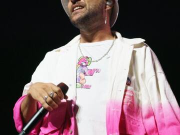 NIL MOLINER ESTALLA EN REDES SOCIALES CONTRA UN USUARIO QUE SE HACE PASAR POR ÉL