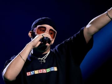 BAD BUNNY EN CUARENTENA: DESDE DESNUDARSE ÍNTEGRAMENTE A CREAR UNA NUEVA ‘TOY STORY’