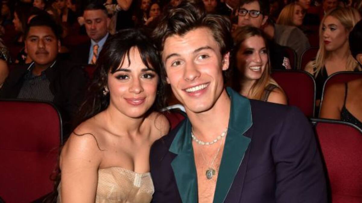 ¿Por qué Camila Cabello no besa en vivo a Shawn Mendes?
