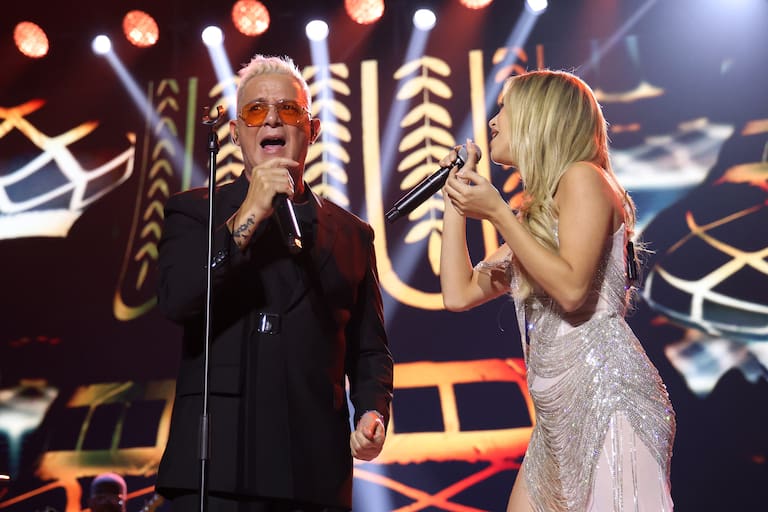 Alejandro Sanz y Ana Mena demostraron que unir generaciones distintas siempre da buen resultado. Juntos cantaron ‘Volveré junto a ti’ dejando a todo el mundo con la piel de gallina.