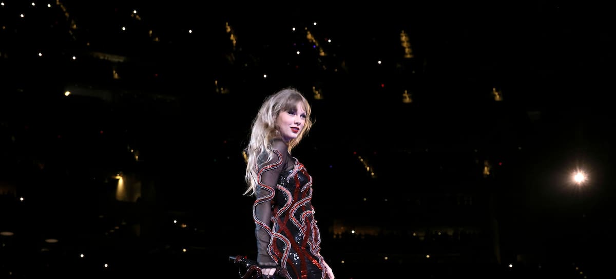 Taylor Swift durante su concierto en Los Ángeles