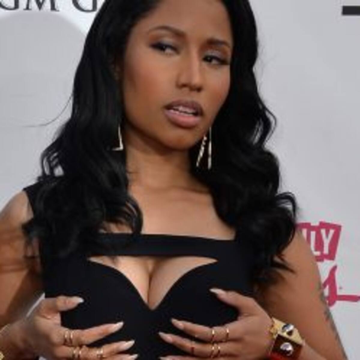 Nicki Minaj muestra de más en pleno show