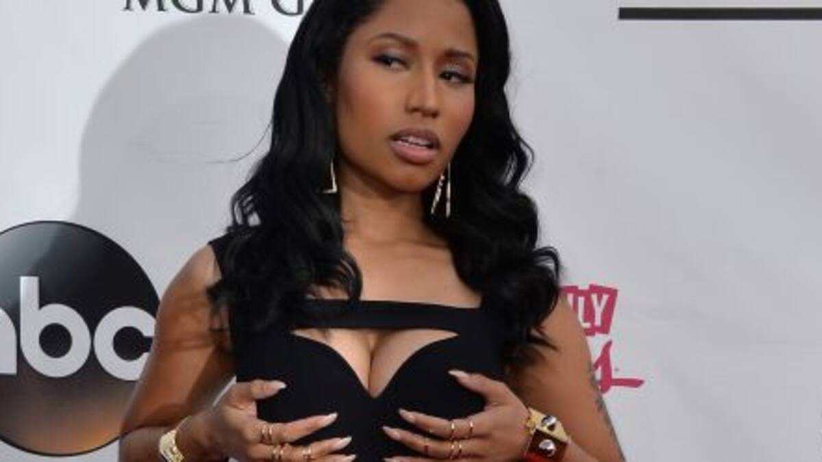 Nicki Minaj muestra de más en pleno show