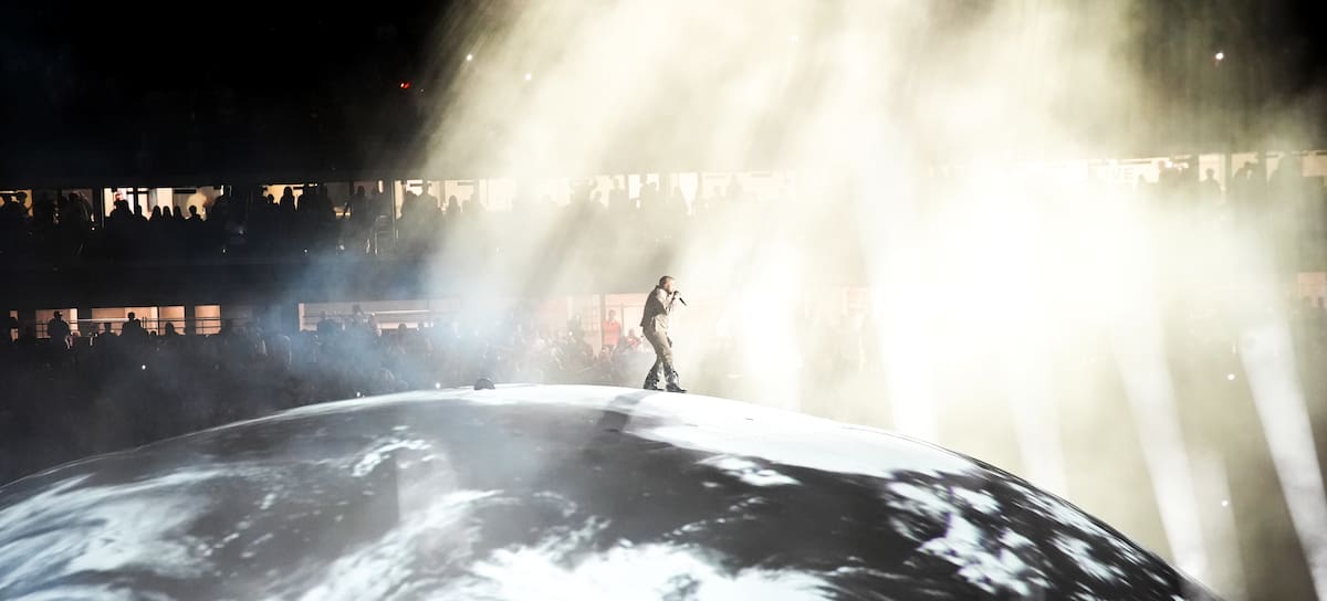 Kanye West actúa en el Estadio Metropolitano de Madrid.